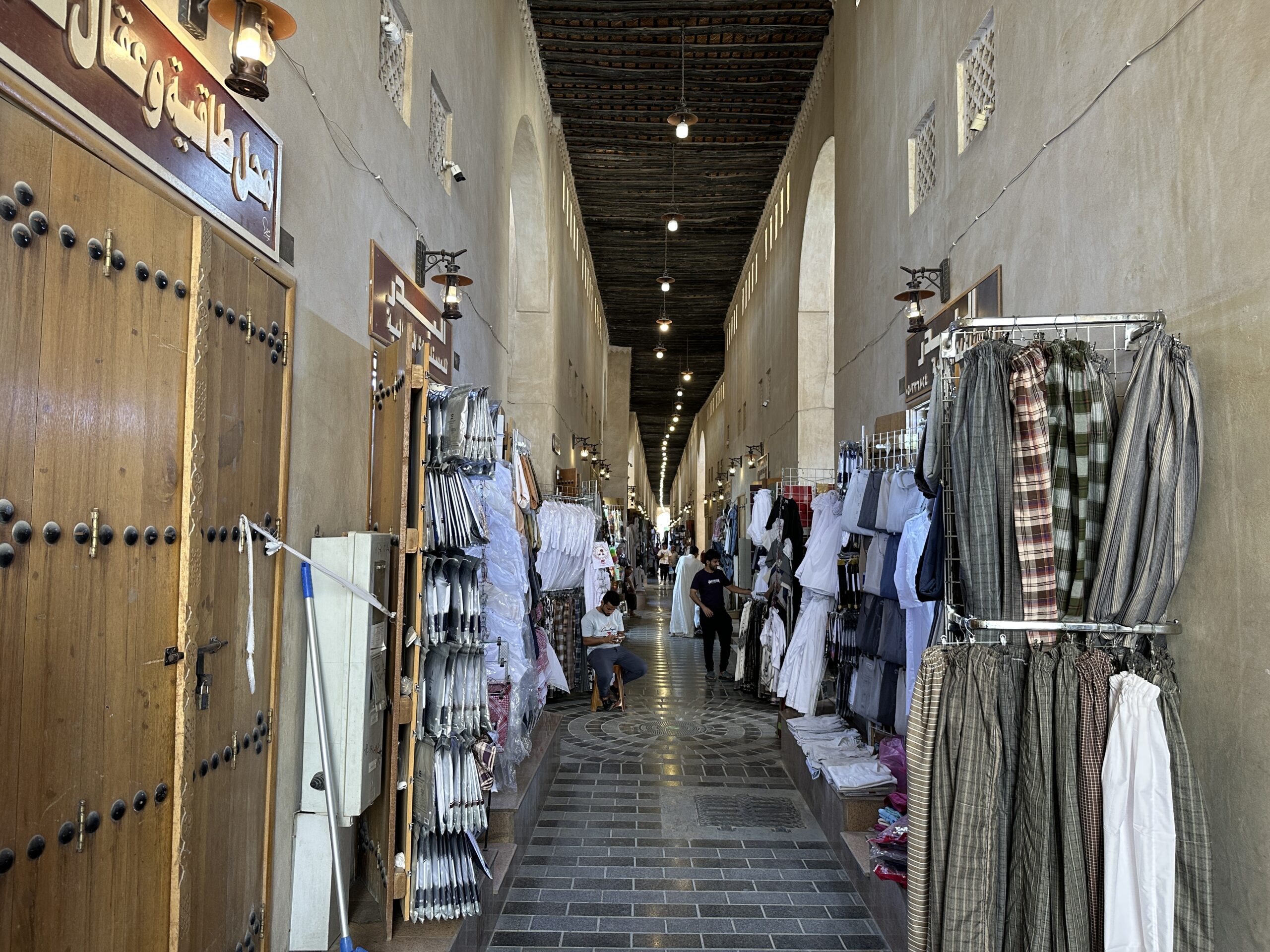 ... und von innen. Hier kann schön herumstöbern