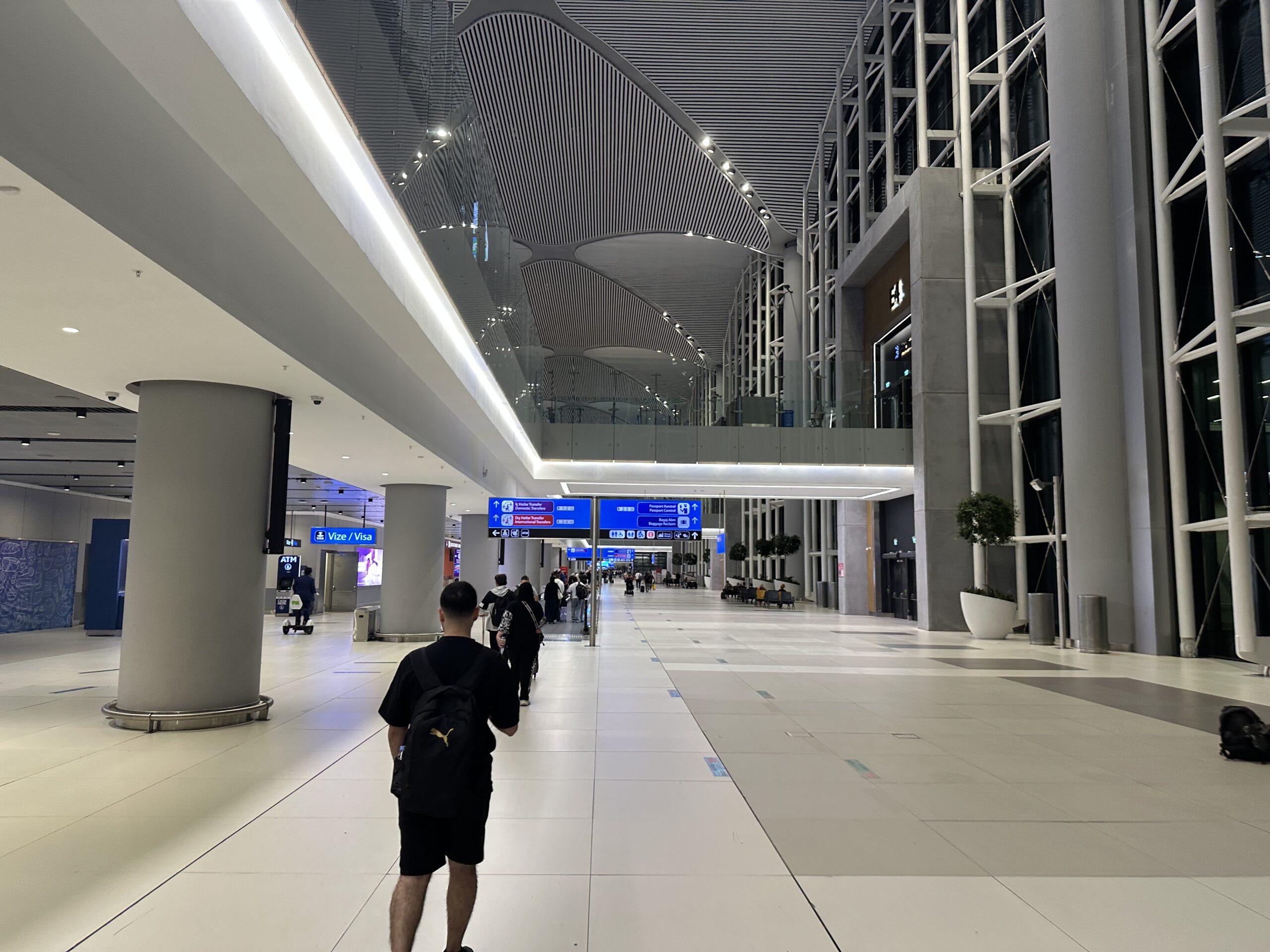 Der riesige, neue Flughafen von Istanbul. Dagegen ist der BER ein Provinzflughafen.